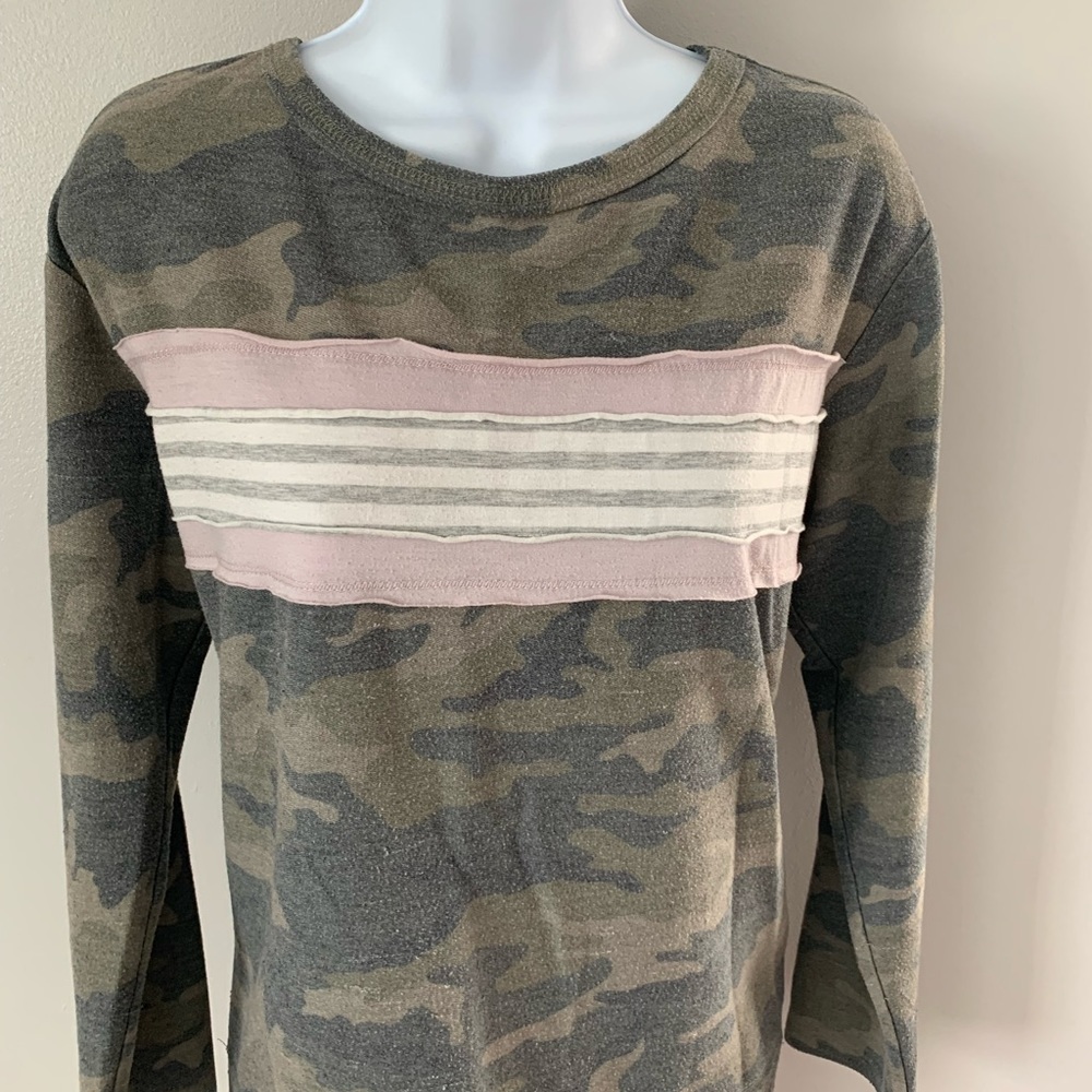 Maurice’s Camo Crew Neck